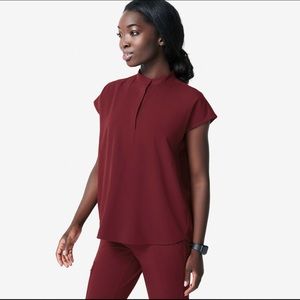 🆕FIGS BURGUNDY RAFAELA OVERSIZED SCRUB TOP NWT!🆕